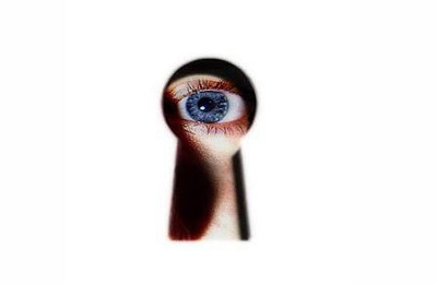 از تحسس تا تجسس فقط يك نقطه فاصله است